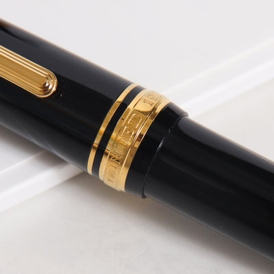 Sailor 1911L Black & Gold Fountain Pen - Preowned Center Band