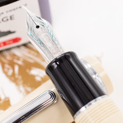 Sailor Professional Gear Ivory Fountain Pen 21k Gold Nib