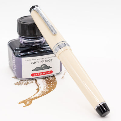 Sailor Professional Gear Ivory Fountain Pen Capped
