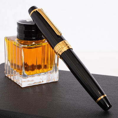 Sailor Professional Gear King of Pen Black & Gold Fountain Pen Capped
