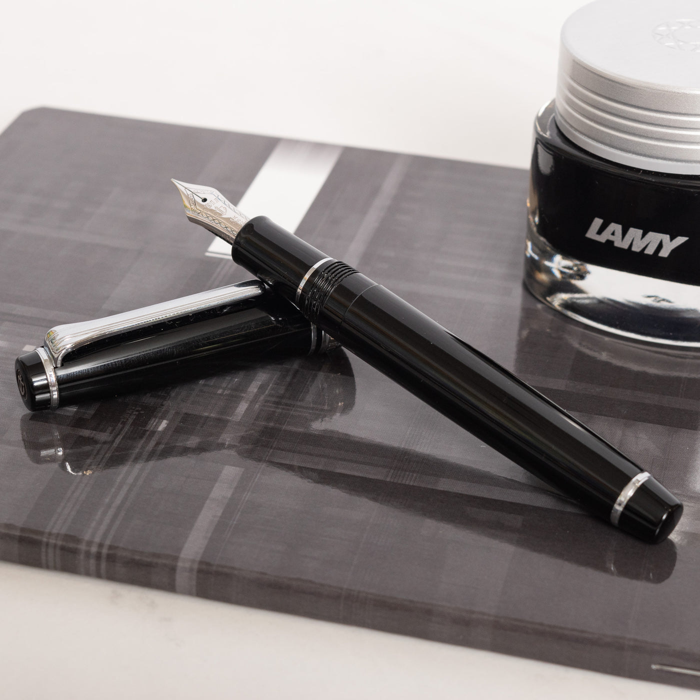 Sailor-Professional Gear Slim Black & Rhodium Fountain Pen - Preowned