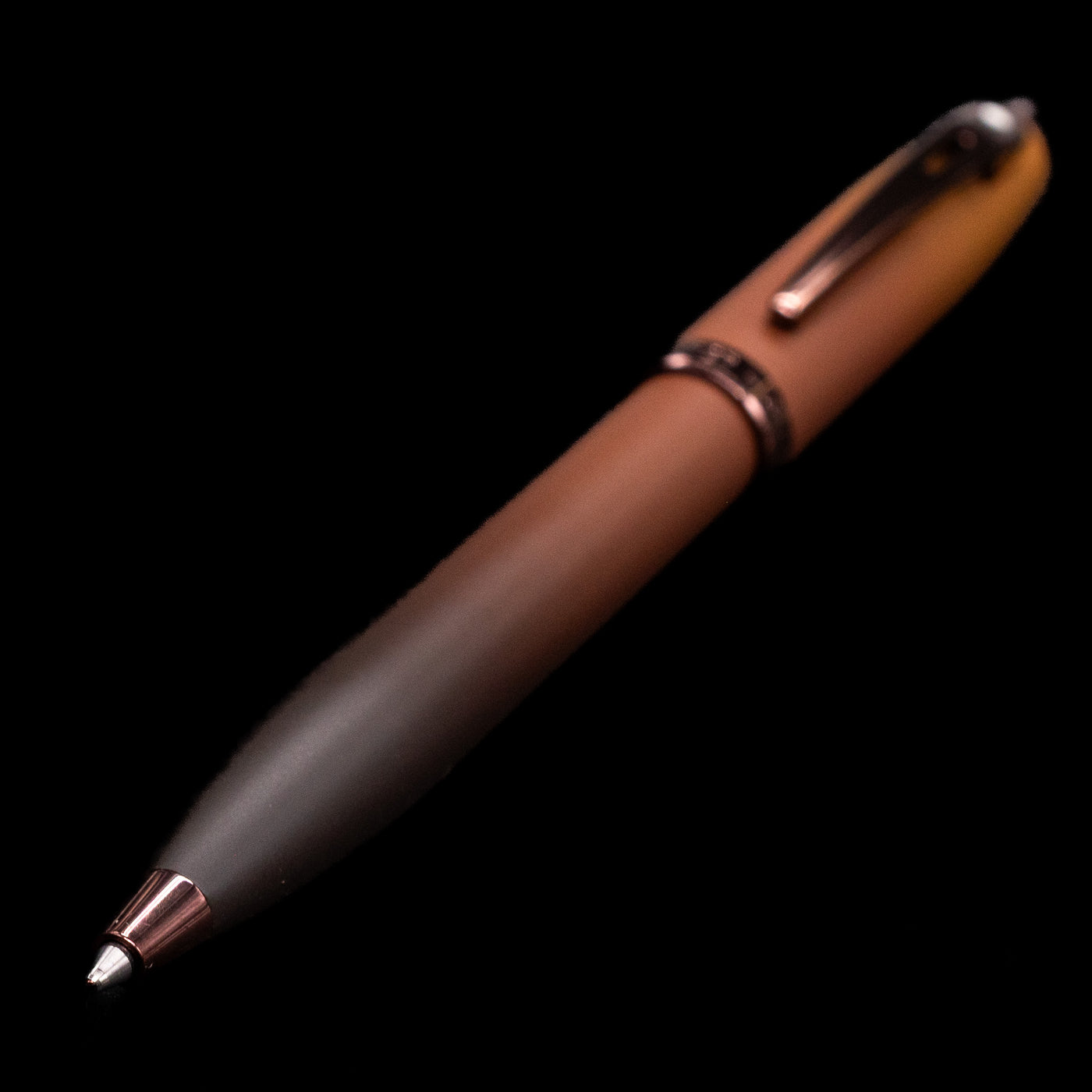 A full view of the Sheaffer 100 Ballpoint Pen - Coffee (Special Edition)with a focus on the tip.