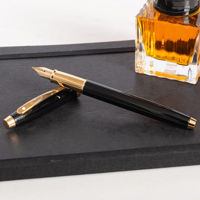 Sheaffer 100 Fountain Pen - Black with Gold Trim new