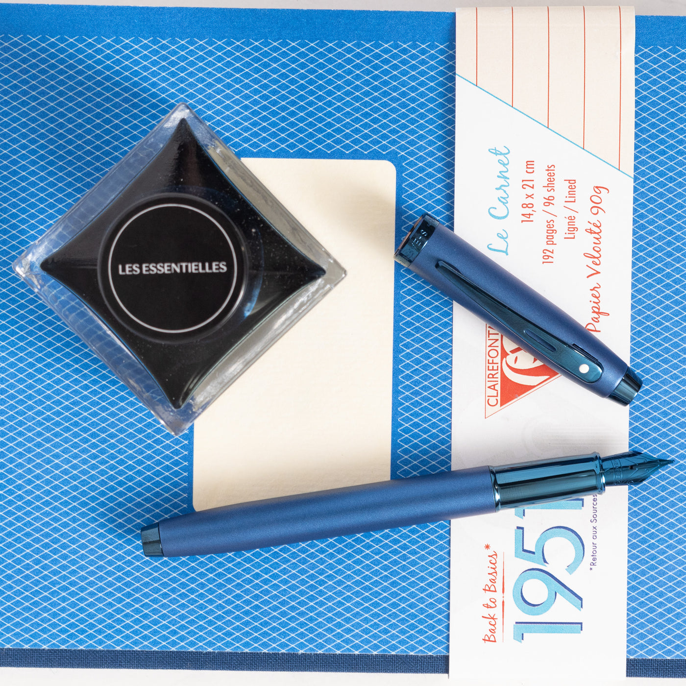 Sheaffer 100 Fountain Pen - Satin Blue with PVD Blue Trim metal