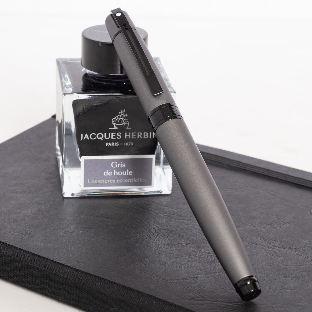 Sheaffer-300-Matte-Grey-Black-