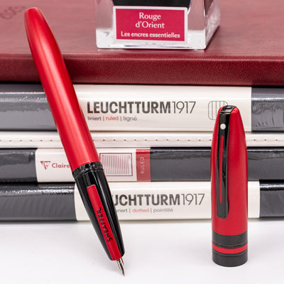 Sheaffer Icon Fountain Pen - Metallic Red
