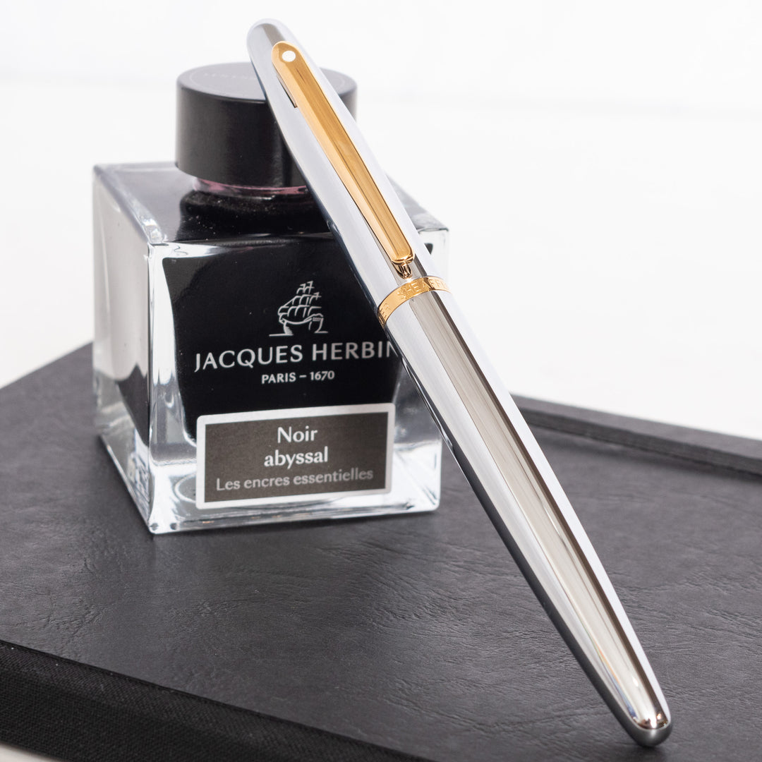 Sheaffer VFM Fountain Pen - Chrome with Gold Trim – Truphae
