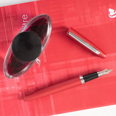  Sheaffer VFM Fountain Pen - Excessive Red metal
