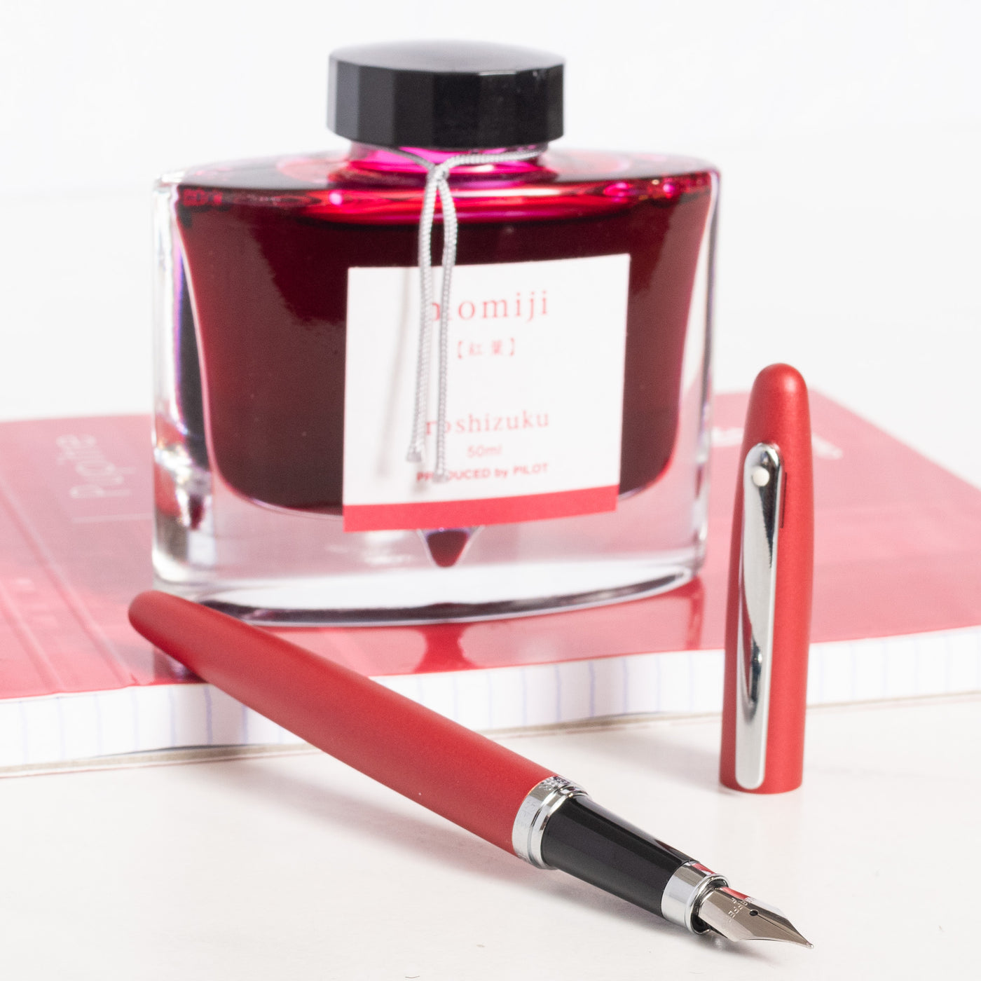 Sheaffer VFM Fountain Pen - Excessive Red uncapped