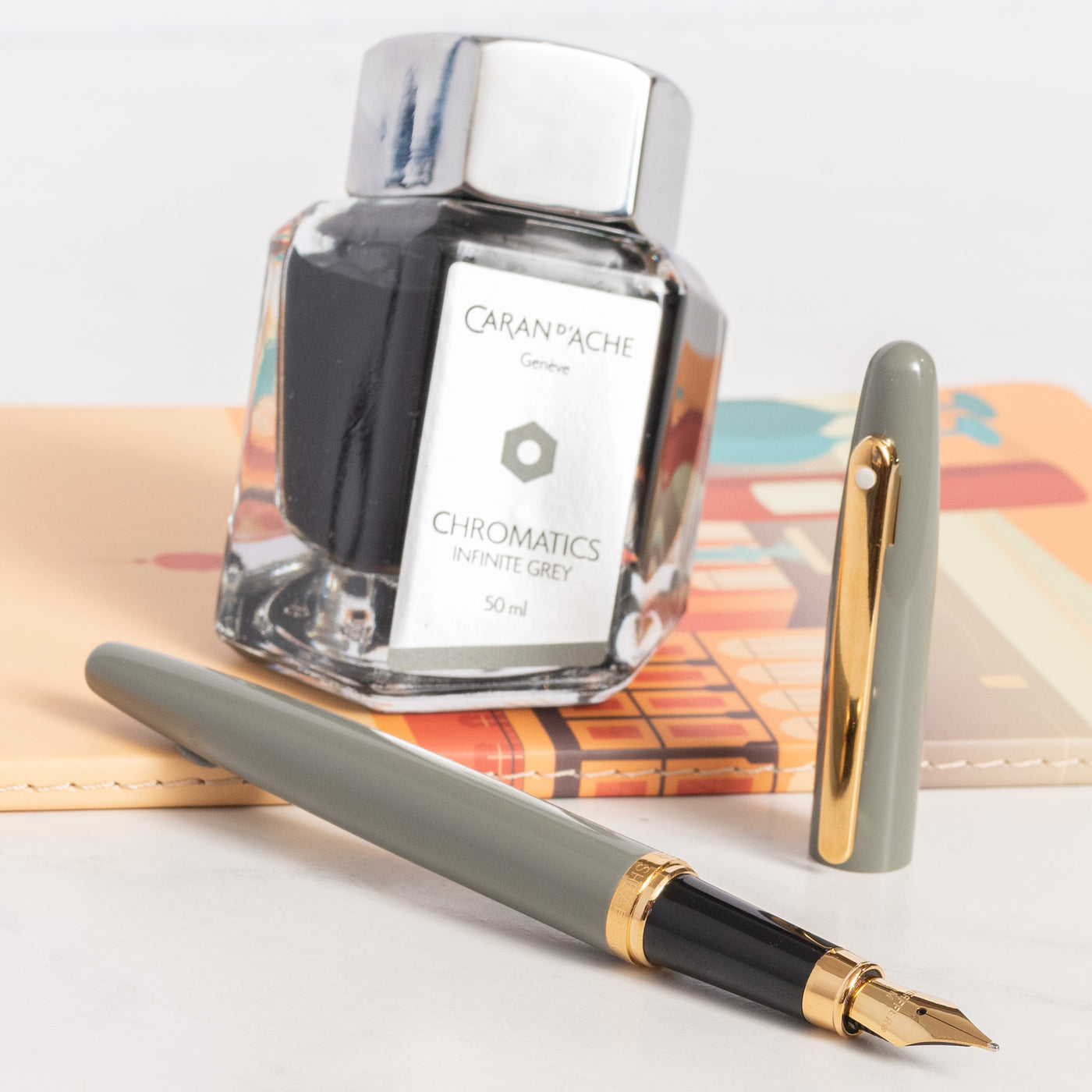 Sheaffer VFM Fountain Pen - Light Grey with Gold Trim uncapped