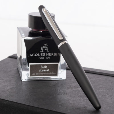 Sheaffer VFM Fountain Pen - Matte Black capped