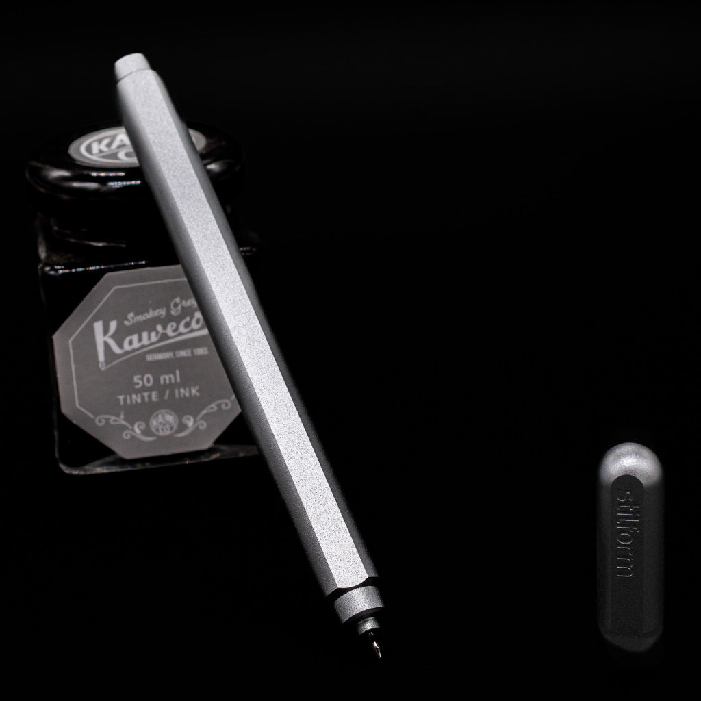 Stilform ARC Gel Pen - Comet Grey Aluminum – Truphae