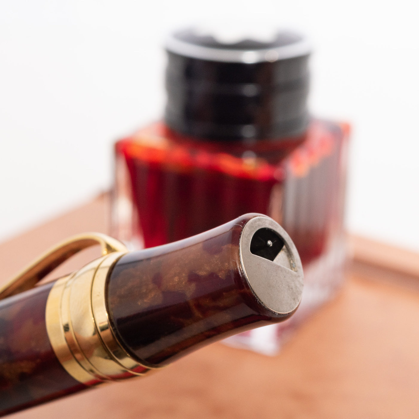 Stipula Leonardo da Vinci Amber Limited Edition Fountain Pen opening