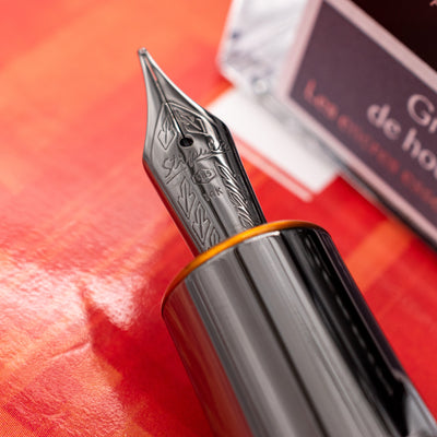 Stipula Leonardo da Vinci Capless Fountain Pen - Caribbean Orange 14k gold nib
