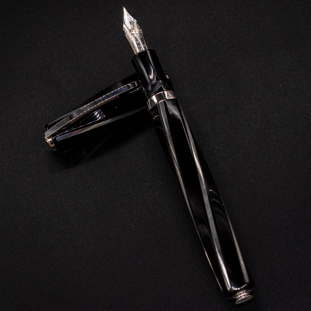 筆記具 VISCONTI Divina Visconti Black Divina - Ballpoint – Fountain Pen Hospital