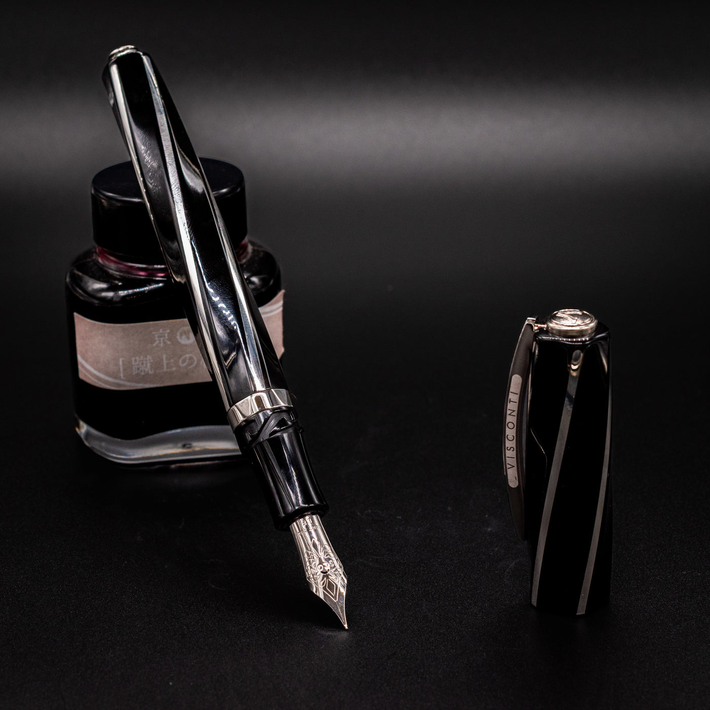 Visconti Divina Black Fountain Pen