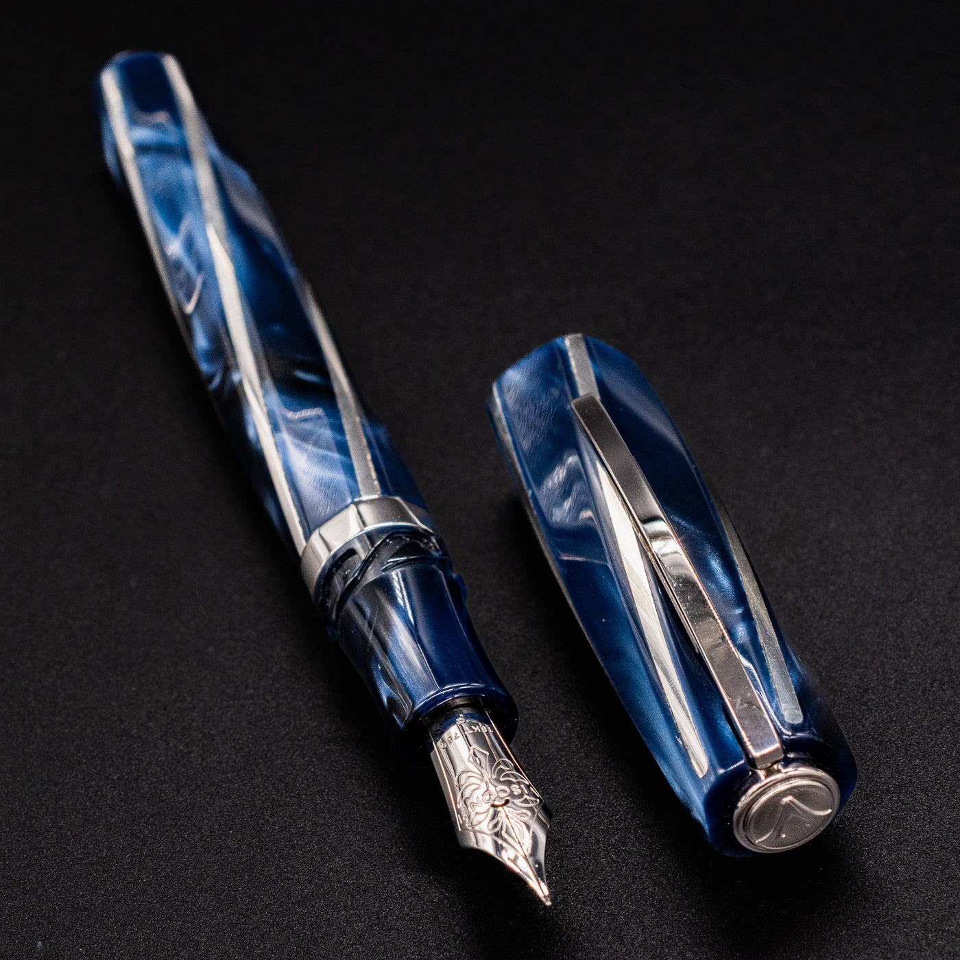 Visconti Divina Elegance Imperial Blue Fountain Pen