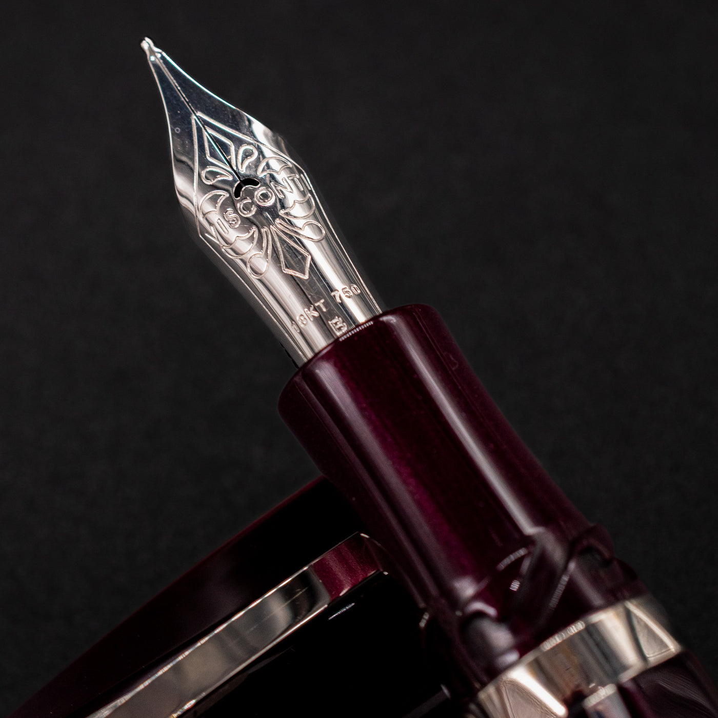 Visconti Divina Elegance Bordeaux Fountain Pen 18k gold nib