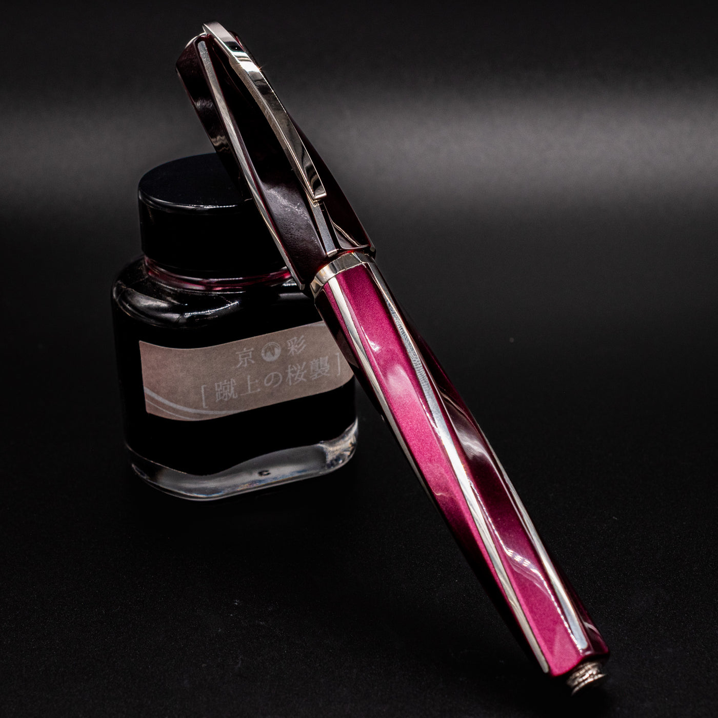 Visconti Divina Elegance Bordeaux Fountain Pen capped