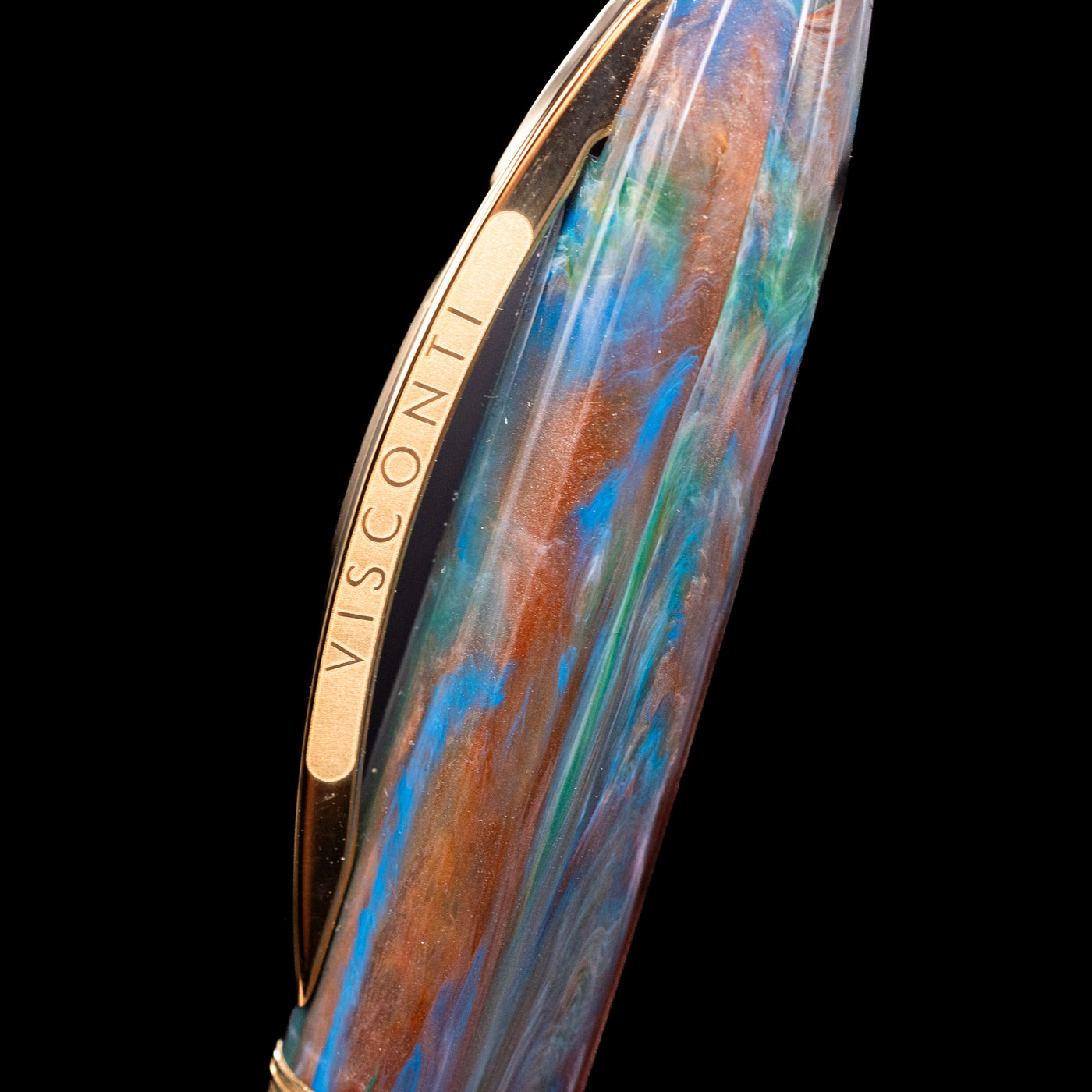 Close-up view of the cap and its bridge-like clip with the Visconti logo on the Visconti Van Gogh Fountain Pen - Oiran.