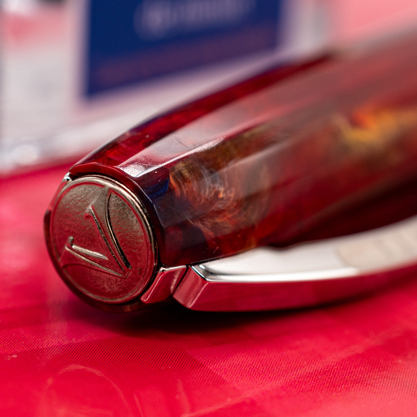 Visconti Van Gogh Fountain Pen - Vineyard cap top