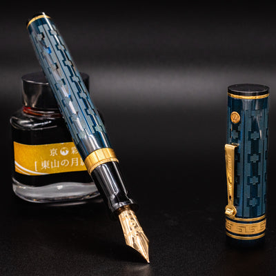 Wahl Eversharp Decoband Ebonite Blue Ripple Chased Fountain Pen