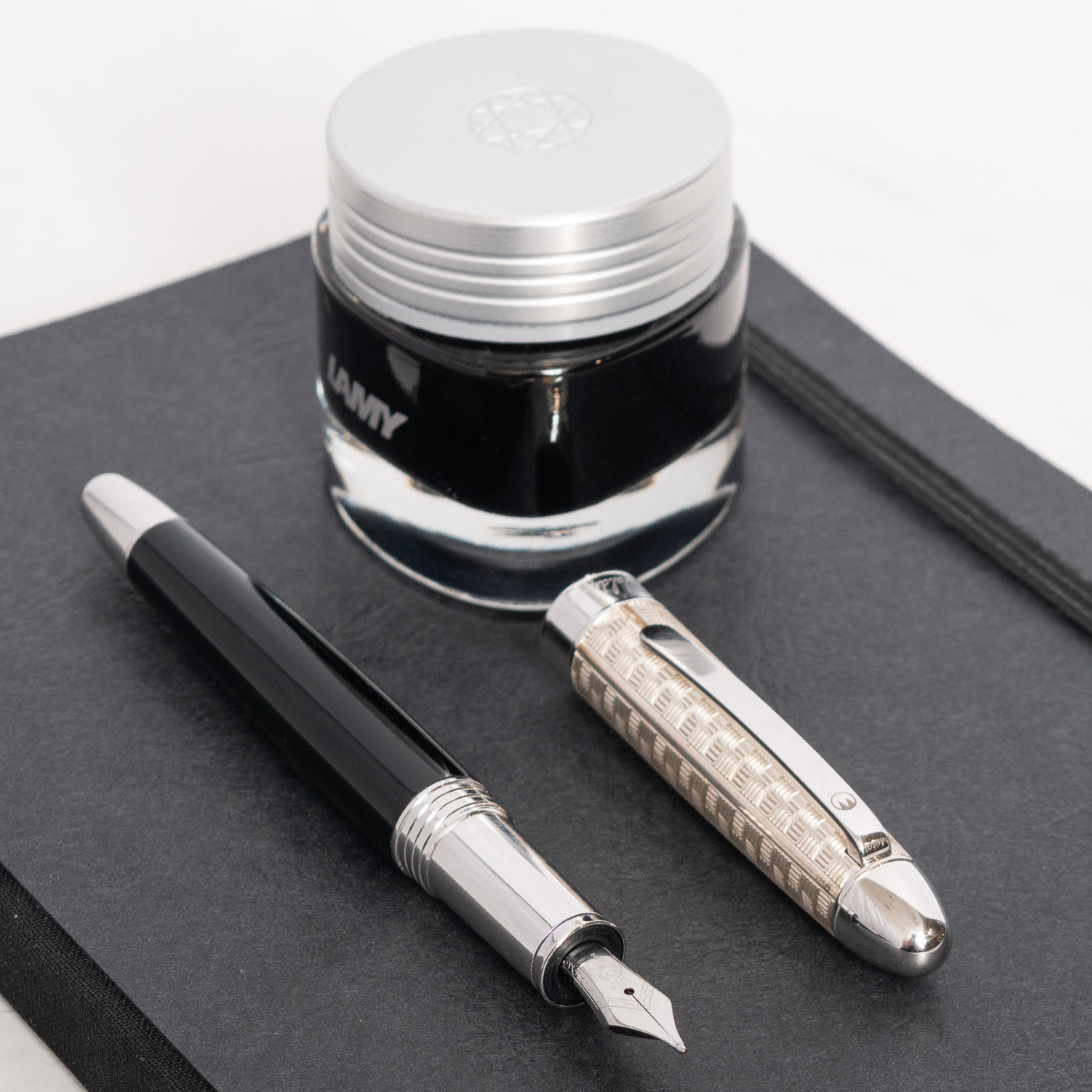 Waldmann Precieux Black & Silver Fountain Pen new