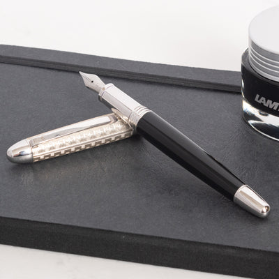 Waldmann Precieux Black & Silver Fountain Pen sterling