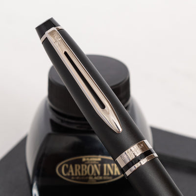 Waterman Expert Matte Black & Chrome Fountain Pen - Preowned clip