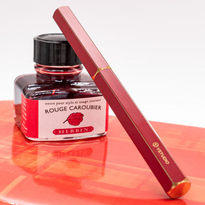 Ystudio Classic Revolve Red Fountain Pen Capped