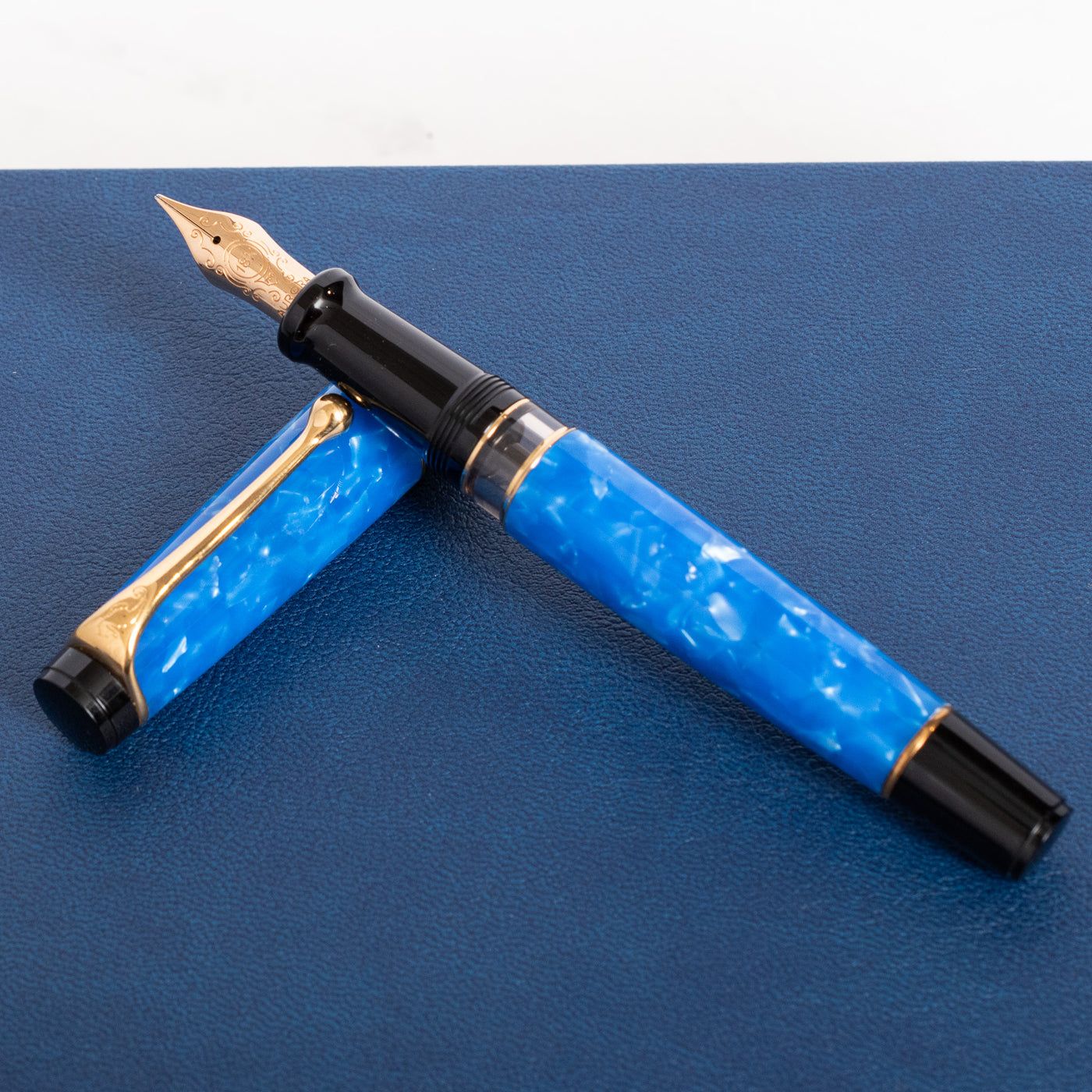 Aurora Optima Mare Limited Edition Fountain Pen blue