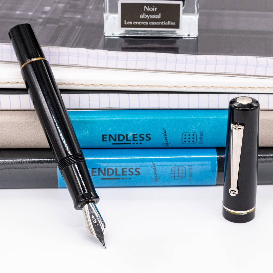 Delta Spaccanapoli D'Angio' Black Fountain Pen – Truphae
