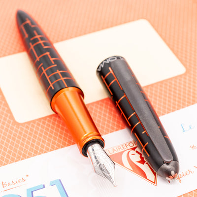 Diplomat Elox Matrix Black & Orange Fountain Pen orange grip section