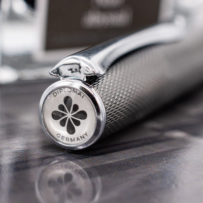 Diplomat Esteem Fountain Pen - Black Barley logo