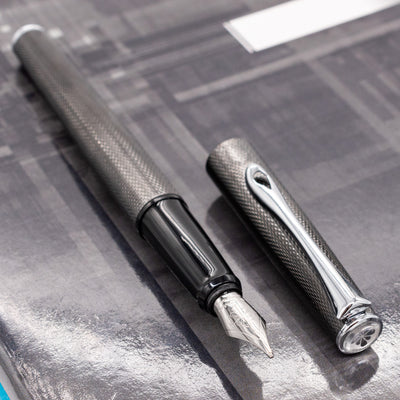 Diplomat Esteem Fountain Pen - Black Barley uncapped