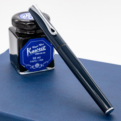 Diplomat Esteem Fountain Pen - Dark Blue capped