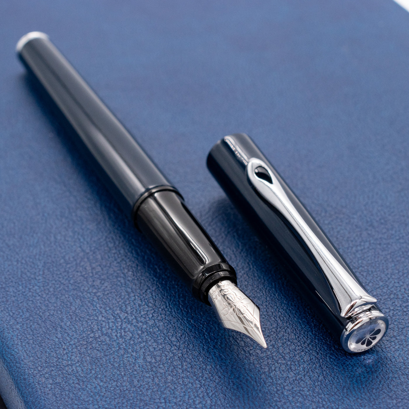 Diplomat Esteem Fountain Pen - Dark Blue silver trim