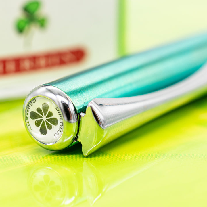 Diplomat Traveller Funky Fountain Pen - Green | Truphae
