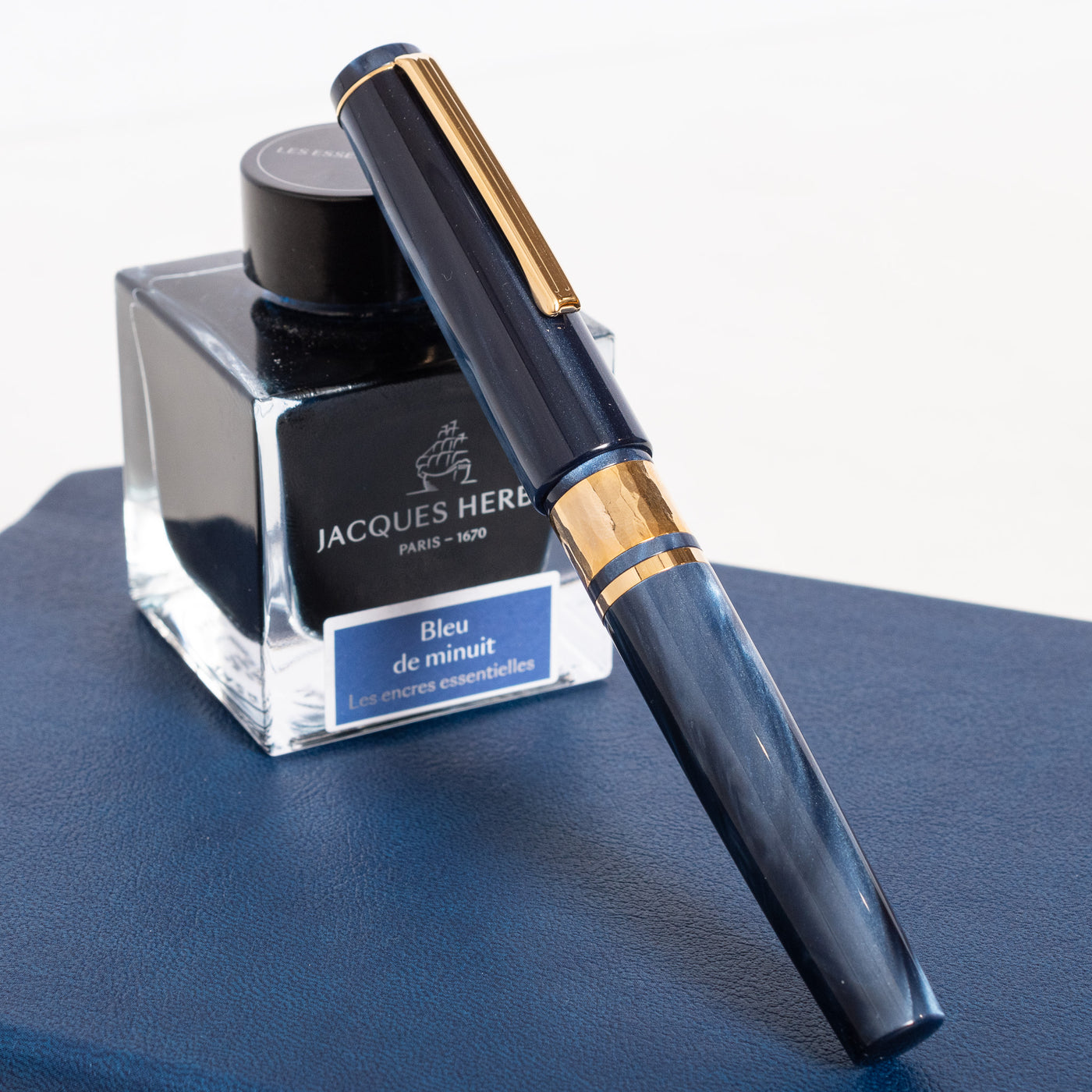 Esterbrook Model J Fountain Pen - Capri Blue resin