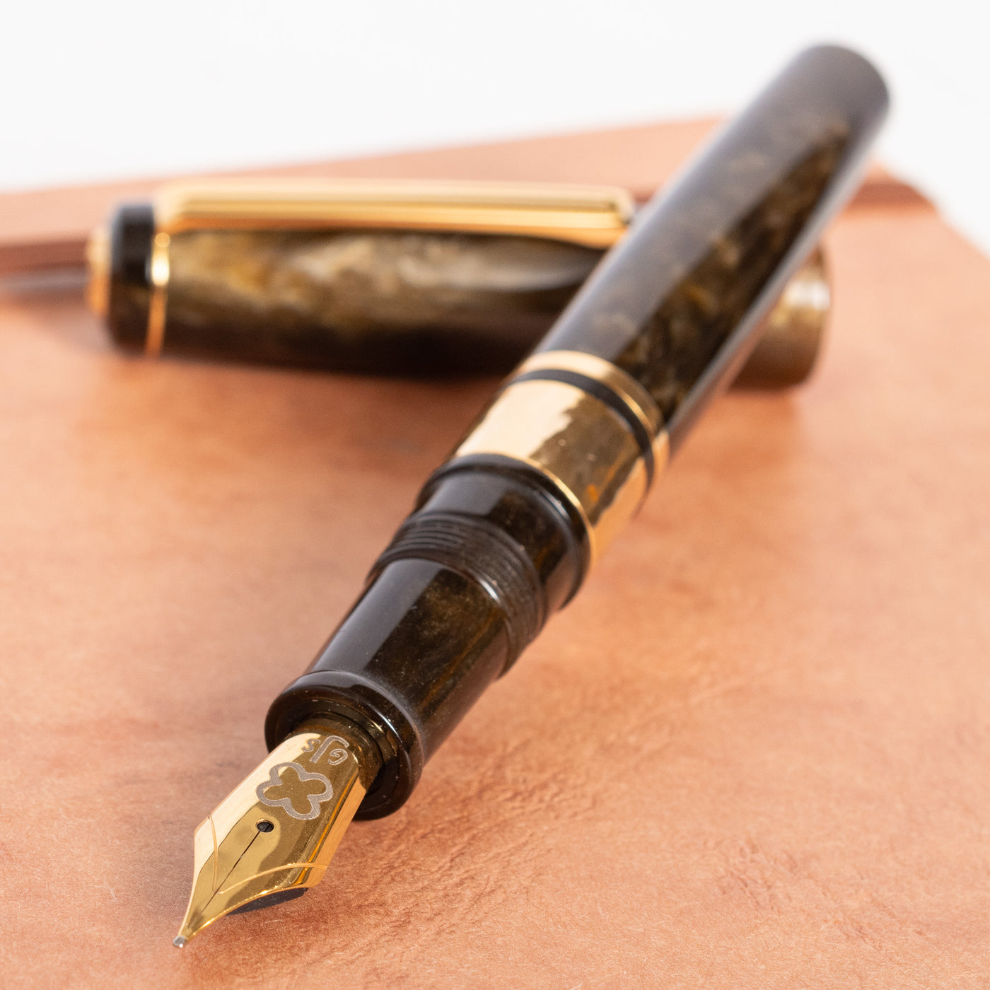 Esterbrook Model J Fountain Pen - Pumpkin Latte gold accents