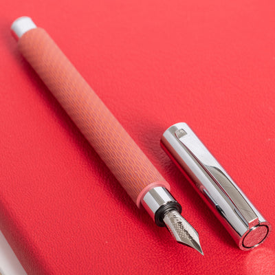 Faber-Castell Ambition OpArt Autumn Leaves Fountain Pen red
