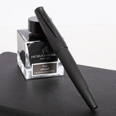 Faber-Castell E-Motion Pure Black Fountain Pen capped