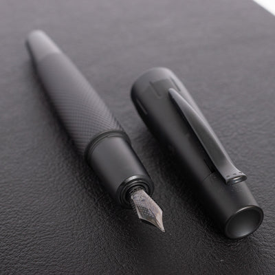 Faber-Castell E-Motion Pure Black Fountain Pen textured