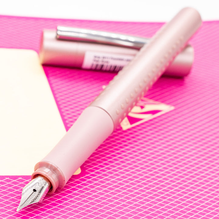 Penna Stilografica Faber-Castell Writink Print - Pennino F, Design Fingerprint 3D, Colore Rosa