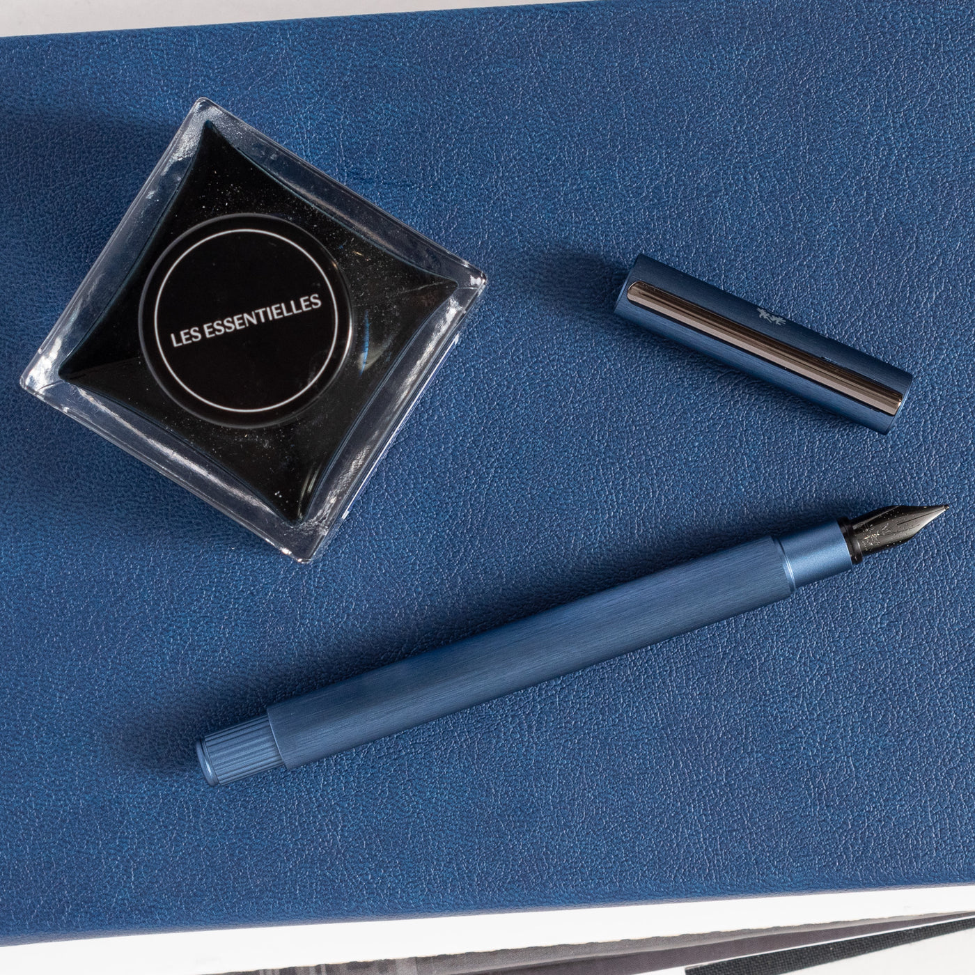 Faber-Castell NEO Slim Dark Blue Fountain Pen uncapped