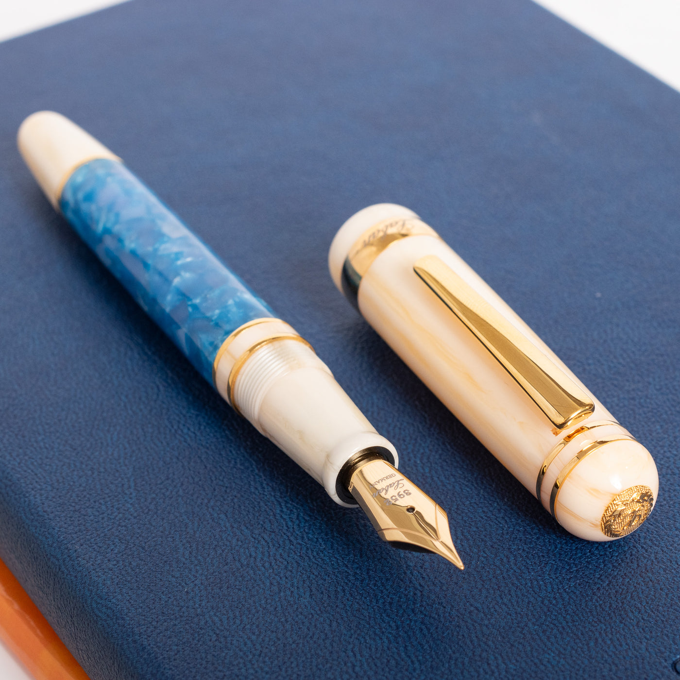 Laban 325 Fountain Pen - Ocean blue ivory