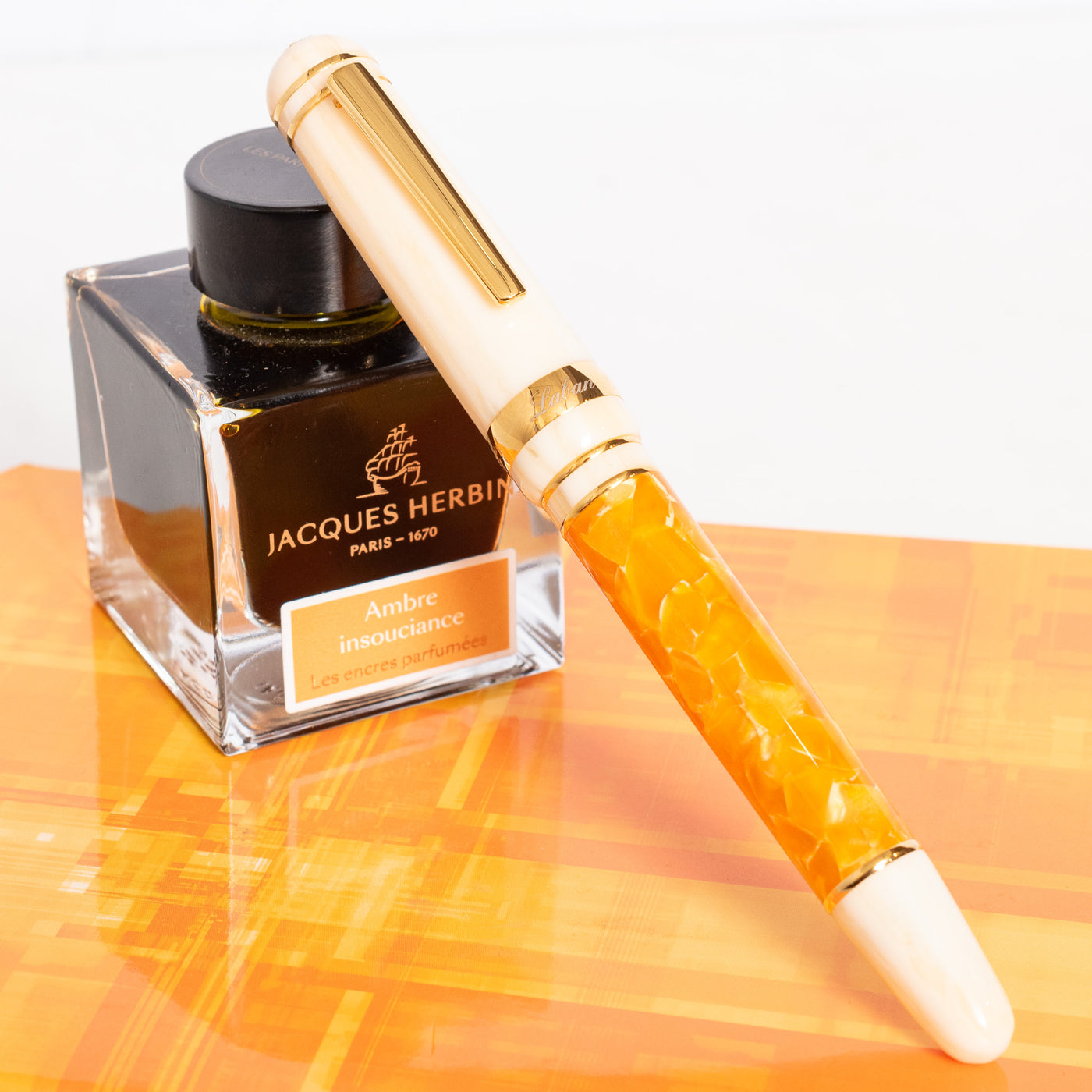 Laban 325 Fountain Pen - Sun capped