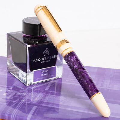 Laban 325 Fountain Pen - Wisteria capped