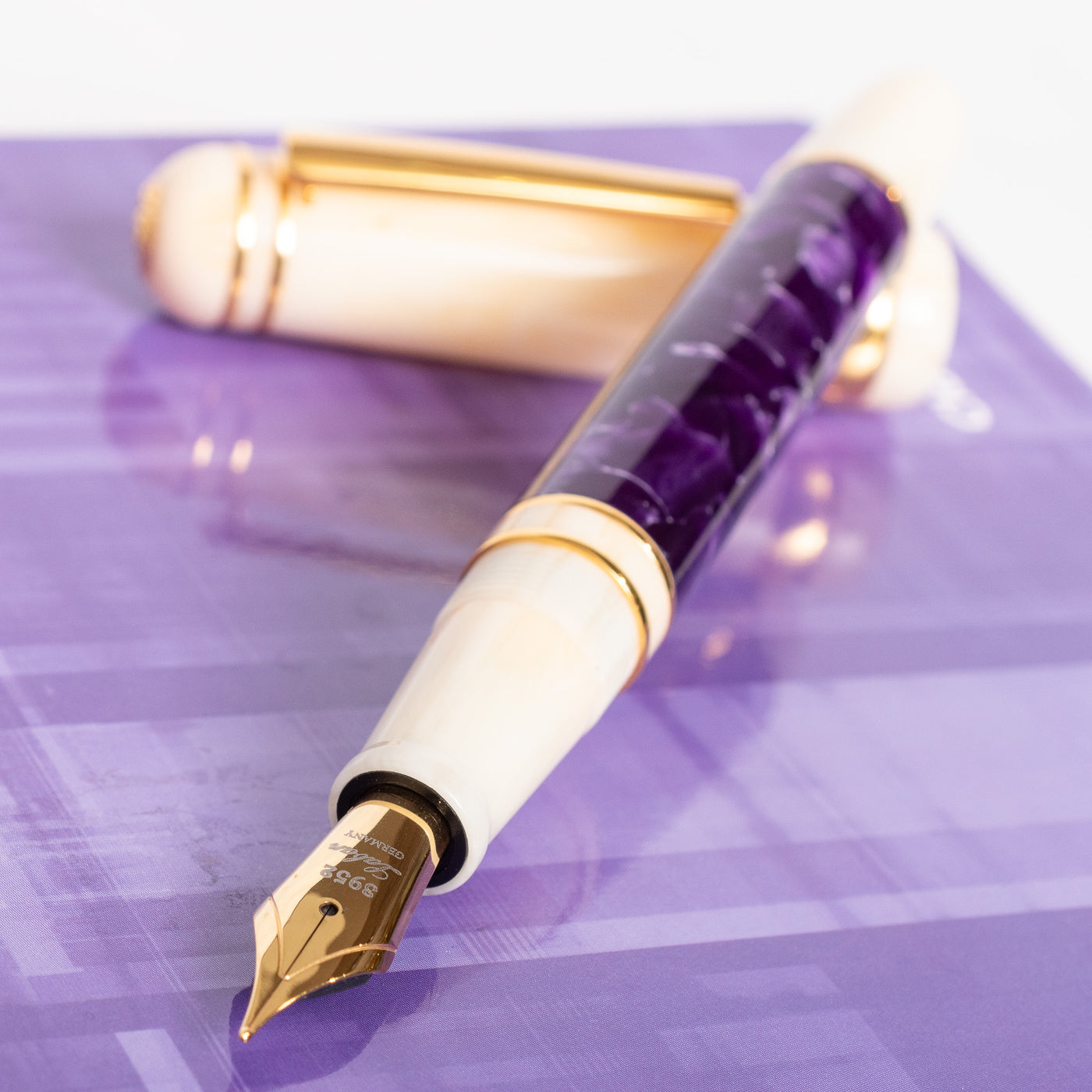 Laban 325 Fountain Pen - Wisteria gold plated