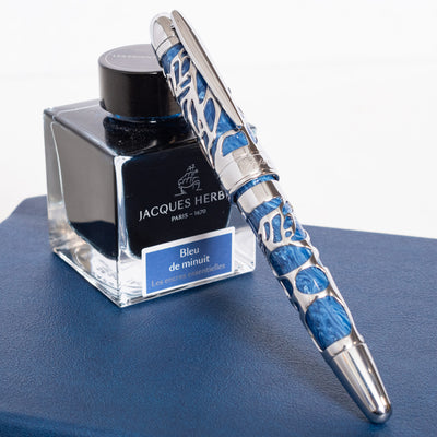 Laban Formosa Fountain Pen capped